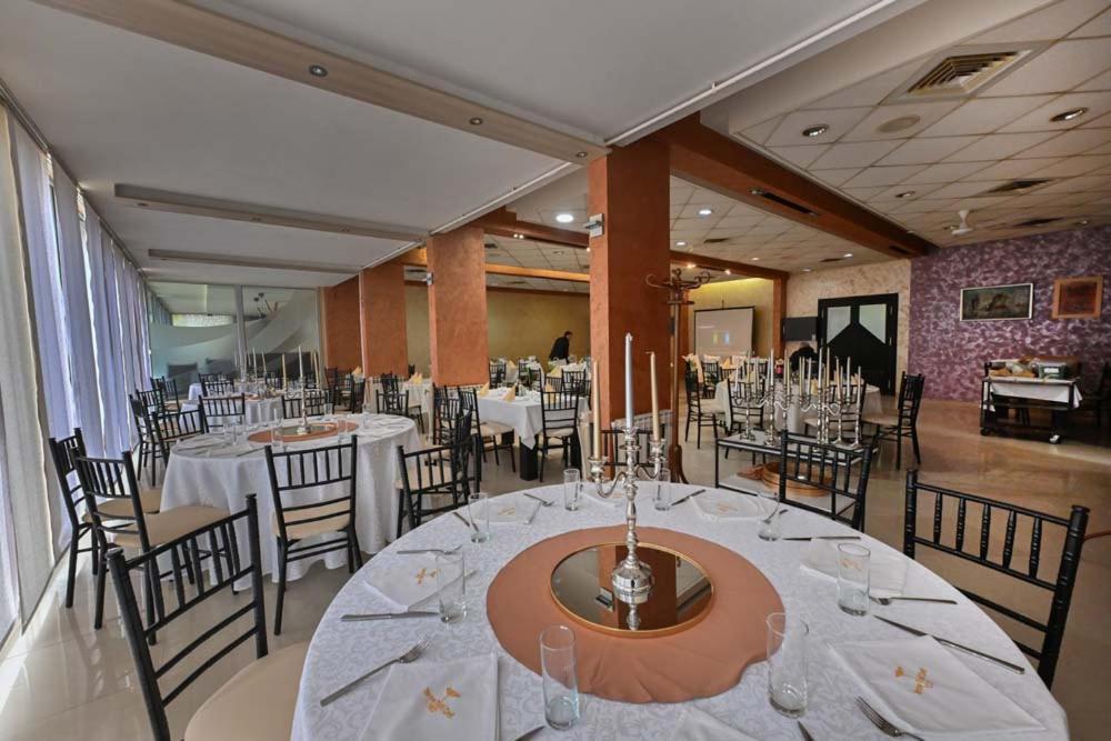 Hotel Tiski Cvet Novi Bečej 외부 사진