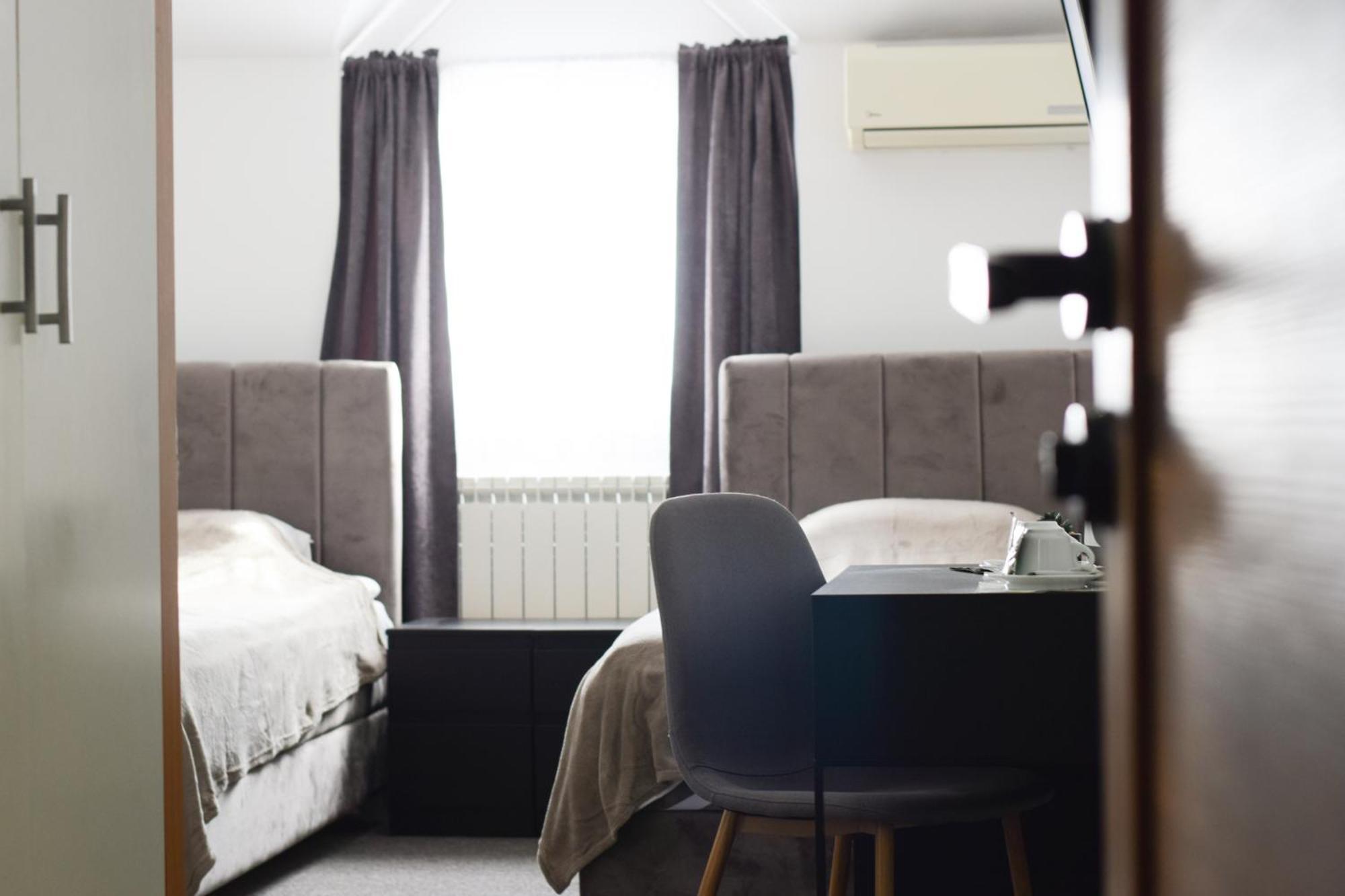 Hotel Tiski Cvet Novi Bečej 외부 사진