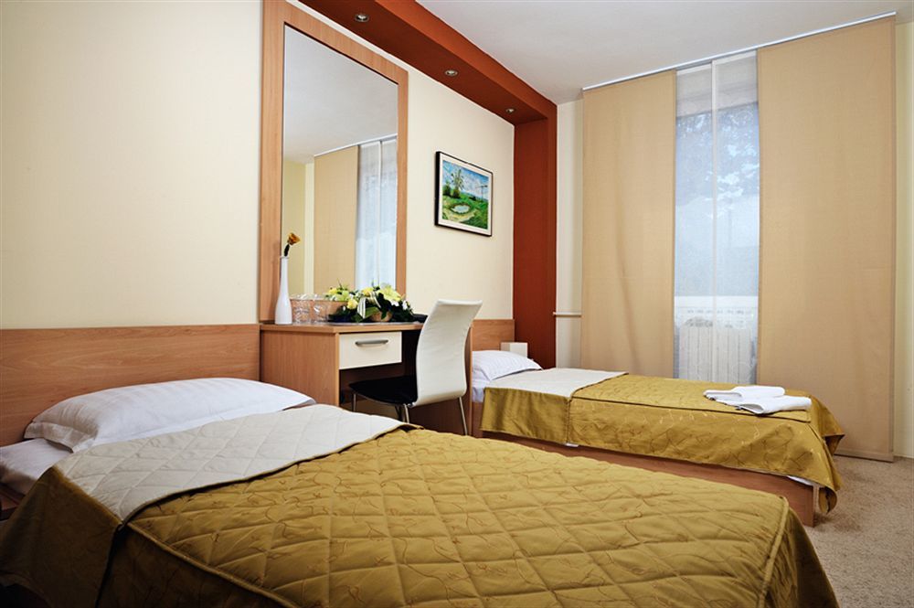 Hotel Tiski Cvet Novi Bečej 외부 사진