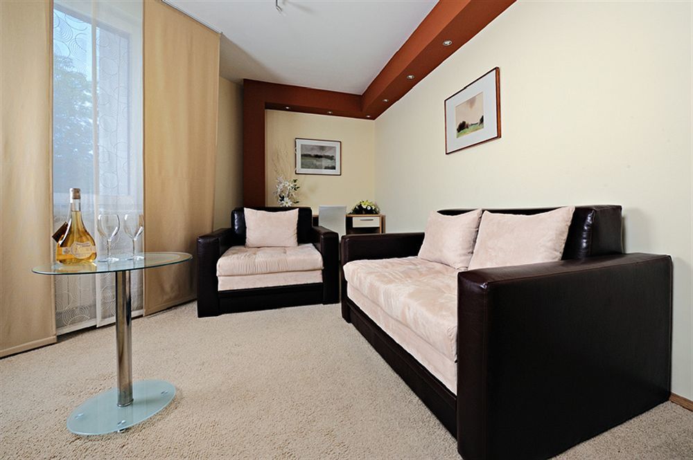 Hotel Tiski Cvet Novi Bečej 외부 사진